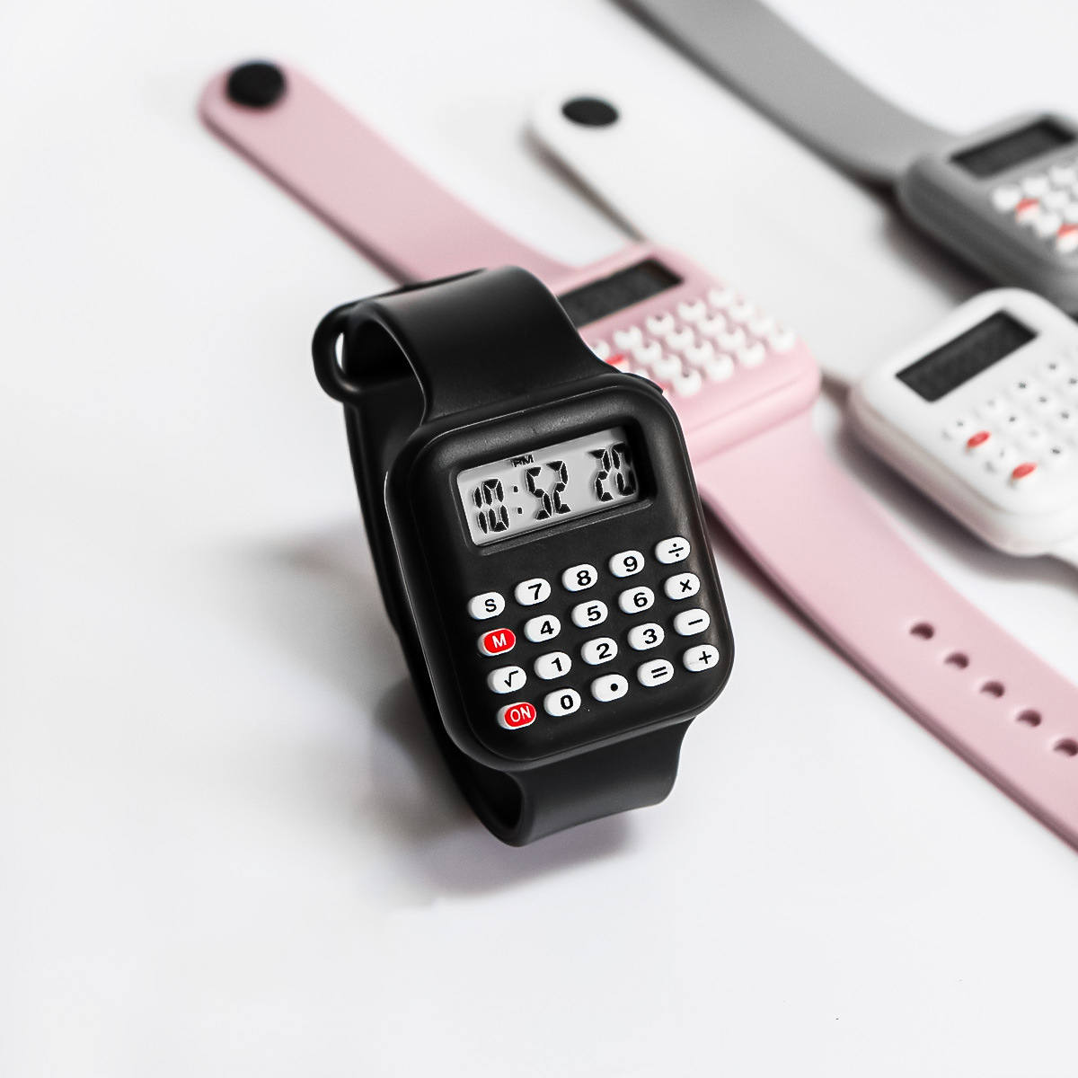 クリエイティブキッズ生徒用電卓スマートウォッチキーホルダーL - Timex Watches Smartwatch のレビューと価格